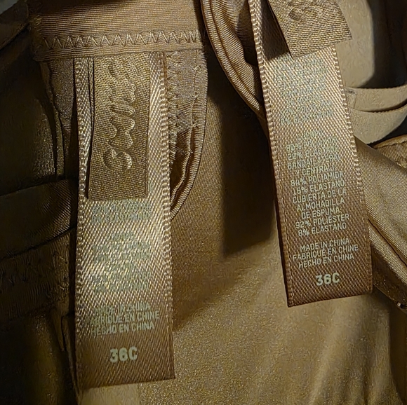 Skims Wireless Form T-Shirt Demi bra Size 36DDD new 38C And 36C - Picture 7 of 8